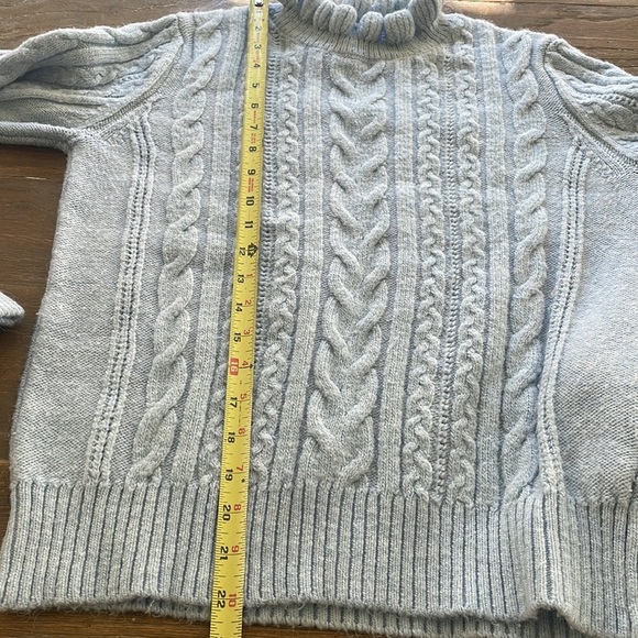 H&M Light Blue Cable Knit Turtleneck Sweater - Picture 10 of 11